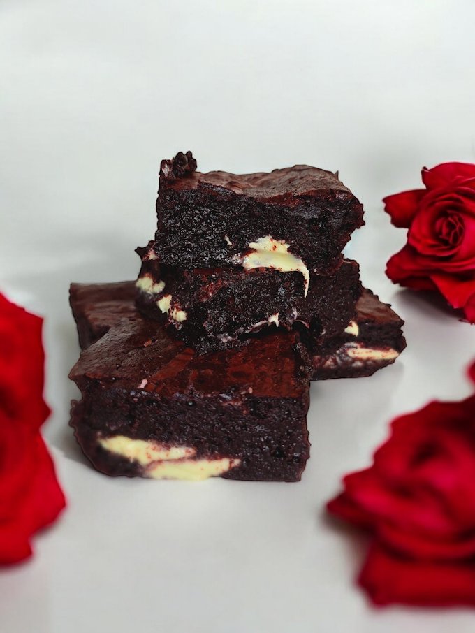 Red Velvet Brownie - Buttermere Brownies